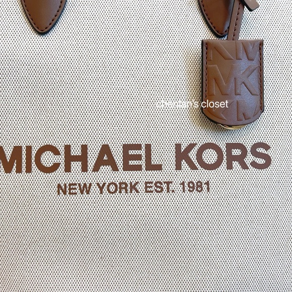 ๐ฅNeW! Michael Kors LG Mirella Tote - Picture 4 of 10